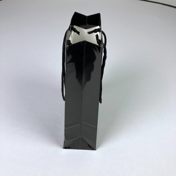 CHANEL Paper Shopping Gift bag - Picture 2 of 6